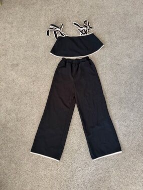 Black Wide-Leg Pants with Contrast Trim